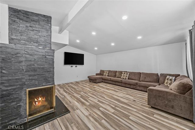9417 Mango, Fontana, CA 92335