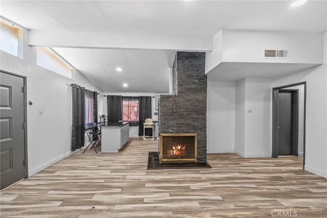 9417 Mango, Fontana, CA 92335