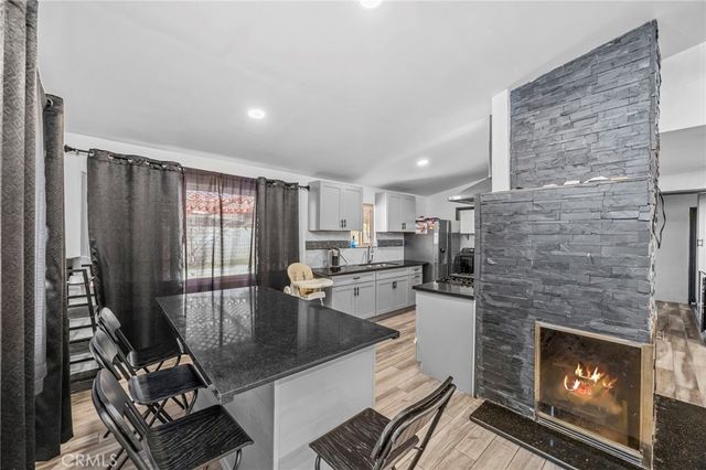 9417 Mango, Fontana, CA 92335