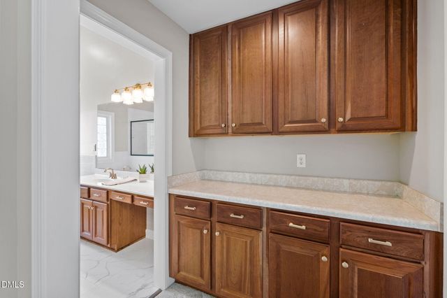 5005 Mill Hill Lane, Chapel Hill, NC 27517