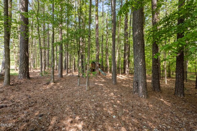 5005 Mill Hill Lane, Chapel Hill, NC 27517