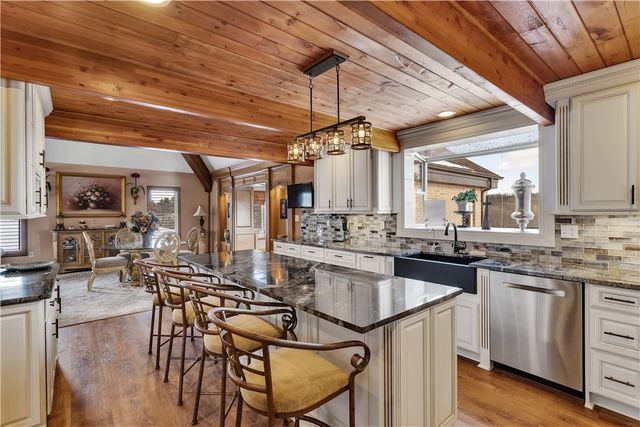 204 S Links Avenue, Twp Of But Ne, PA 16001