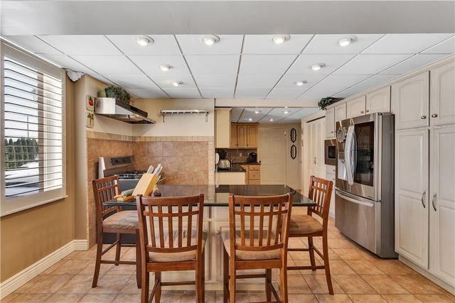 204 S Links Avenue, Twp Of But Ne, PA 16001