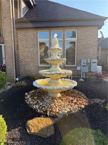 204 S Links Avenue, Twp Of But Ne, PA 16001