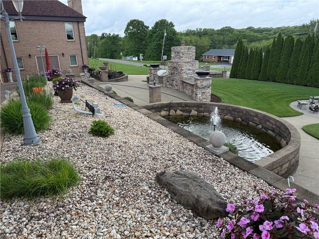 204 S Links Avenue, Twp Of But Ne, PA 16001