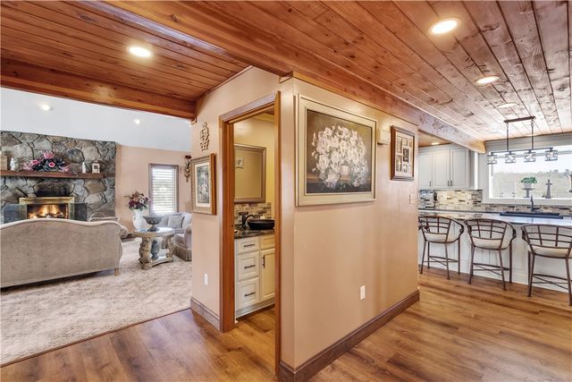 204 S Links Avenue, Twp Of But Ne, PA 16001