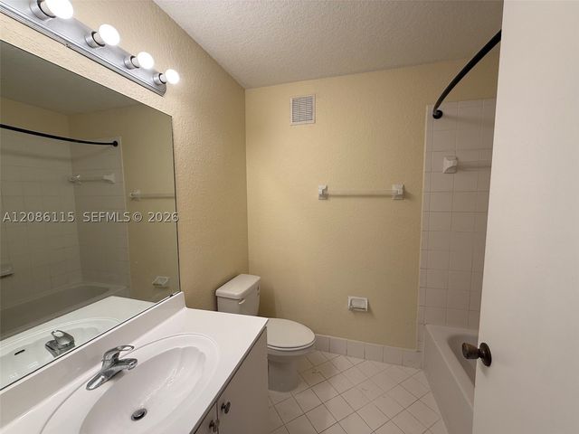1270 SE 31st Ct 201-35, Homestead, FL 33035