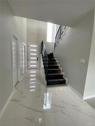 5510 N Crown Point, Pharr, TX 78577