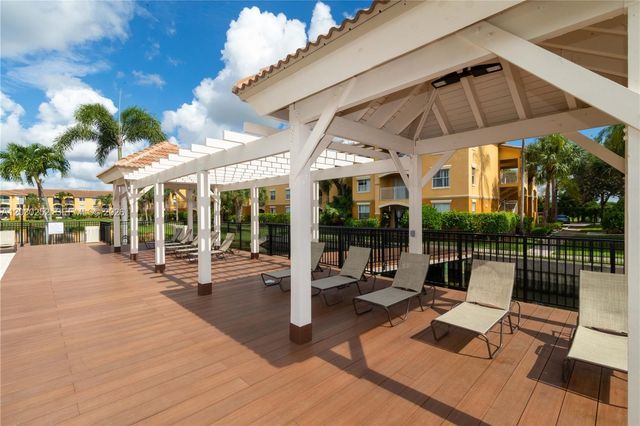 9650 NW 2nd Street 4304, Pembroke Pines, FL 33024