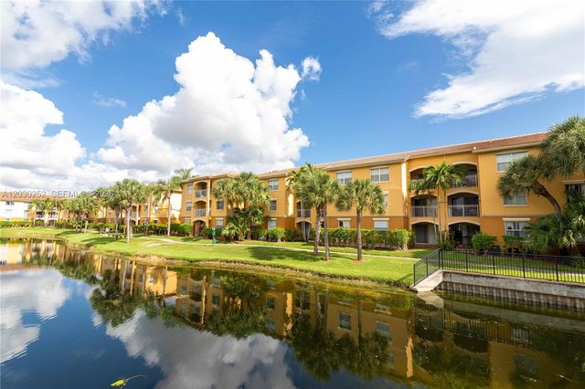 9650 NW 2nd Street 4304, Pembroke Pines, FL 33024