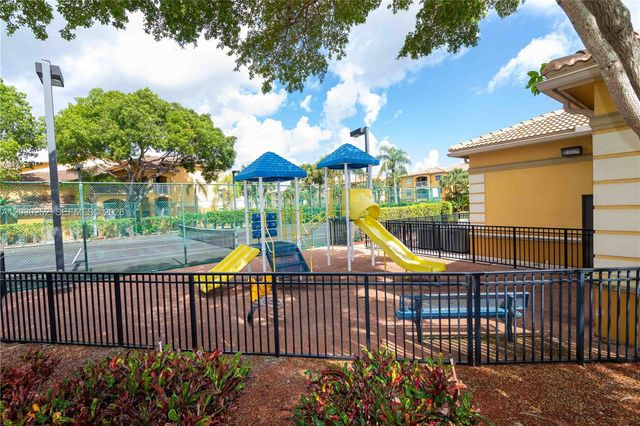 9650 NW 2nd Street 4304, Pembroke Pines, FL 33024