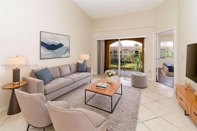 9650 NW 2nd Street 4304, Pembroke Pines, FL 33024