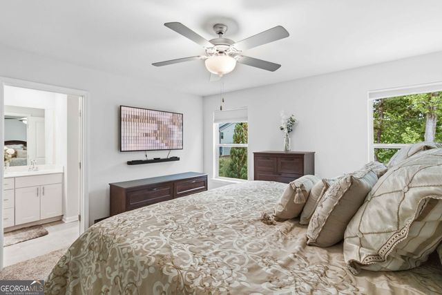 5321 Glade Park Drive, Lilburn, GA 30047