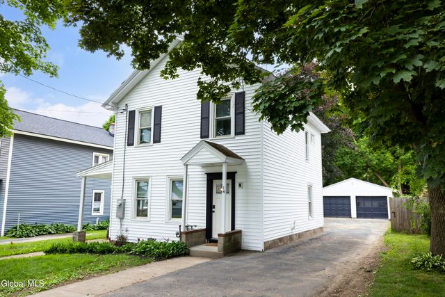 14 Platt Street, Glens Falls, NY 12801