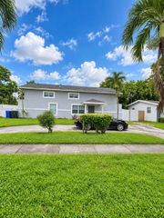 4420 NW 37th Street, Lauderdale Lakes, FL 33319