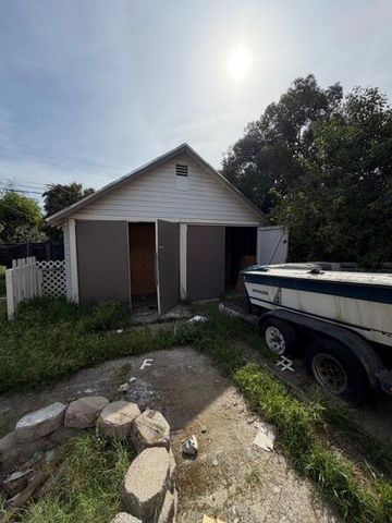 4225 53rd St, Sacramento, CA 95820