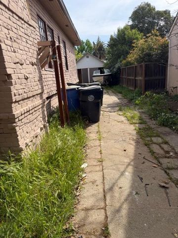 4225 53rd St, Sacramento, CA 95820