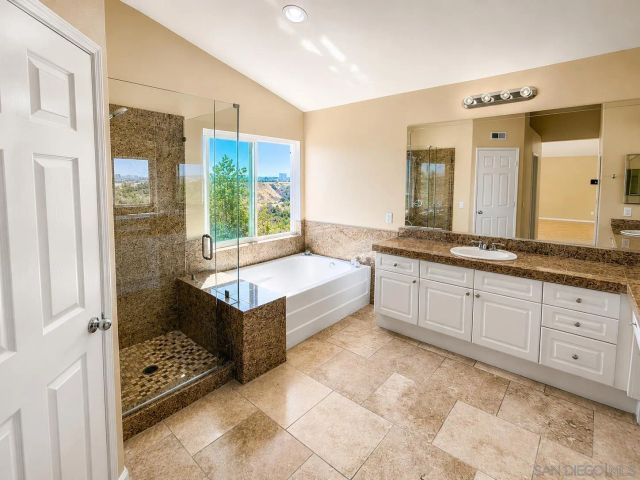 10802 Pacific Canyon Way, San Diego, CA 92121