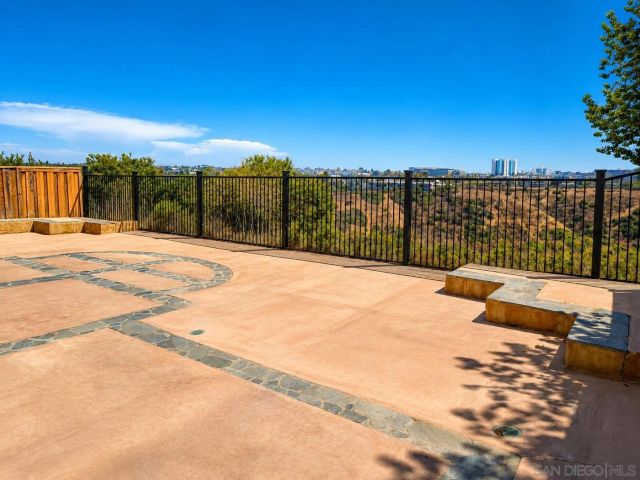 10802 Pacific Canyon Way, San Diego, CA 92121