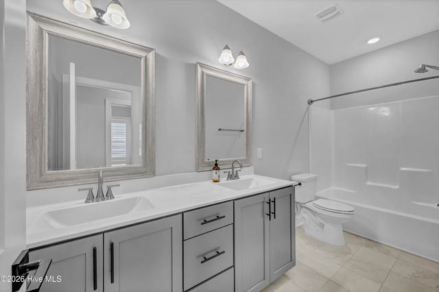 960 Wharton Avenue, Wilmington, NC 28412