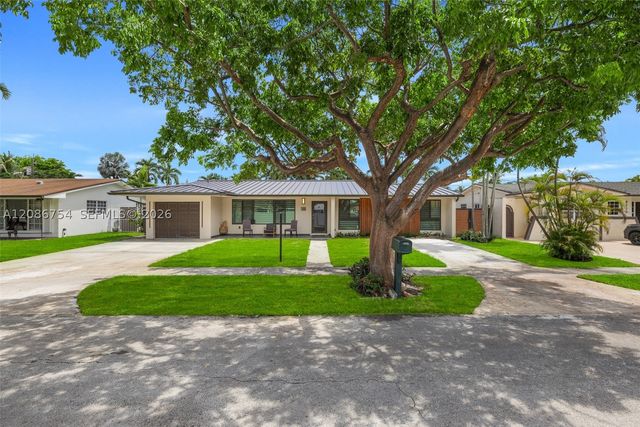 8253 W 14th Ct, Hialeah, FL 33014