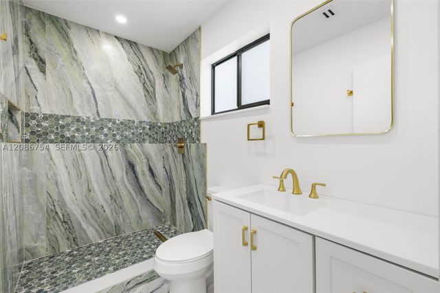 8253 W 14th Ct, Hialeah, FL 33014