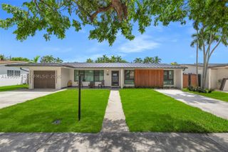 8253 W 14th Ct, Hialeah, FL 33014