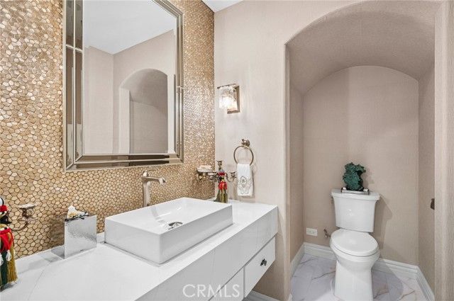 17 Lemans, Newport Coast, CA 92657