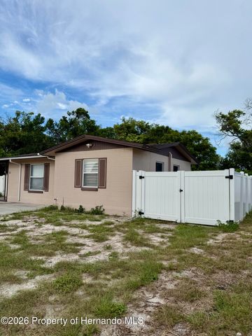 478 Stillwater Avenue, Spring Hill, FL 34606
