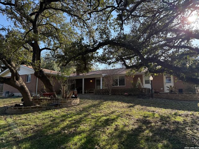 1240 Cibolo Trl, Universal City, TX 78148