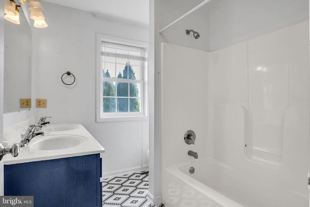 116 WESTGATE DRIVE, Mount Holly Springs, PA 17065