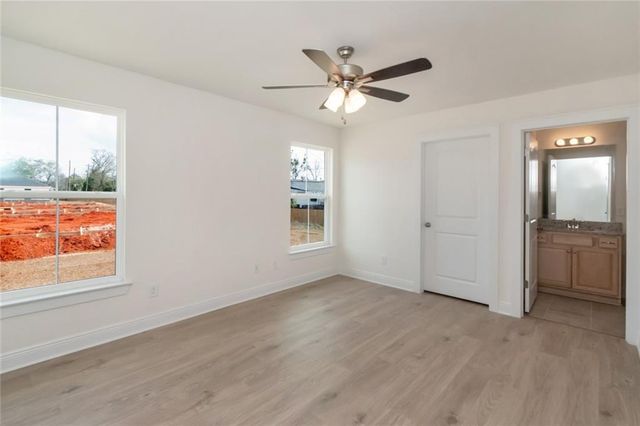 1829 Woodcock Place, Mobile, AL 36606