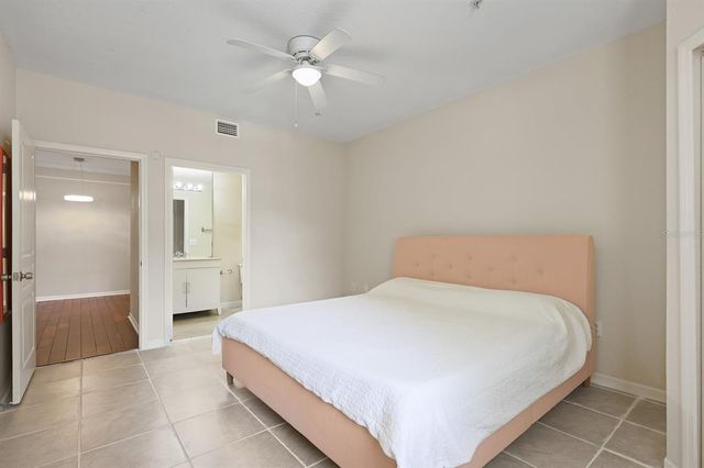 17108 CARRINGTON PARK DRIVE 701, Tampa, FL 33647
