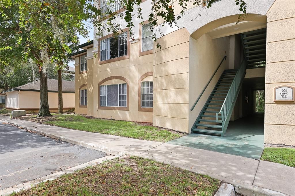 17108 CARRINGTON PARK DRIVE 701, Tampa, FL 33647