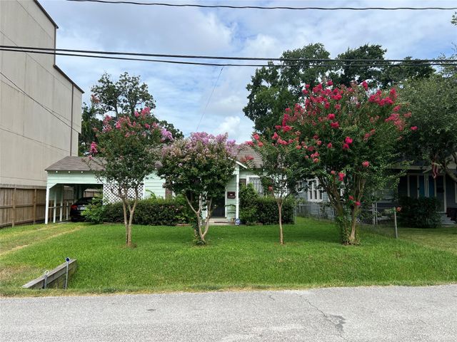 2507 Couch Street, Houston, TX 77008