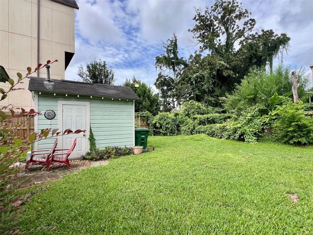 2507 Couch Street, Houston, TX 77008