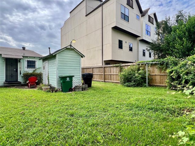 2507 Couch Street, Houston, TX 77008