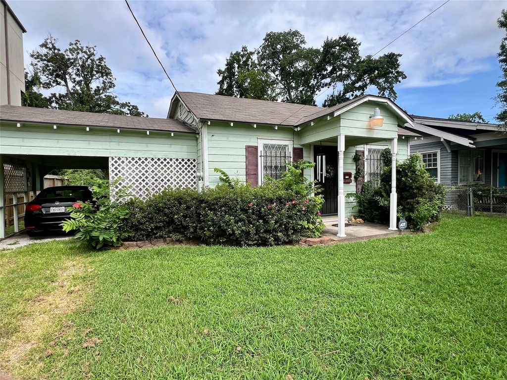 2507 Couch Street, Houston, TX 77008