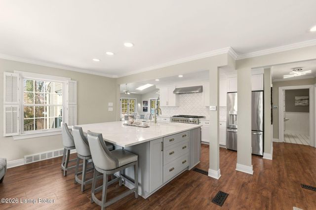 4205 Rudy Ln, Louisville, KY 40207