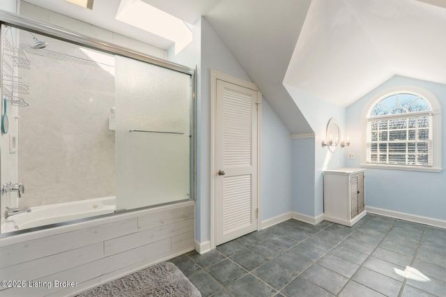 4205 Rudy Ln, Louisville, KY 40207