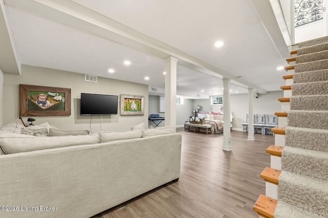 4205 Rudy Ln, Louisville, KY 40207