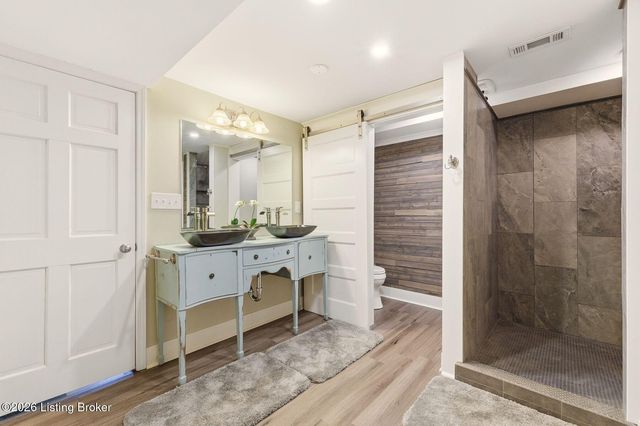 4205 Rudy Ln, Louisville, KY 40207