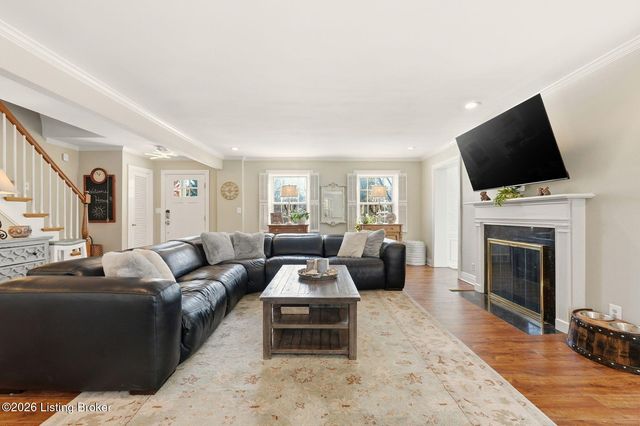 4205 Rudy Ln, Louisville, KY 40207