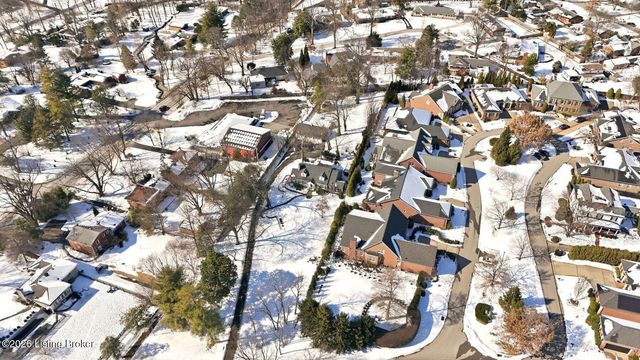 4205 Rudy Ln, Louisville, KY 40207