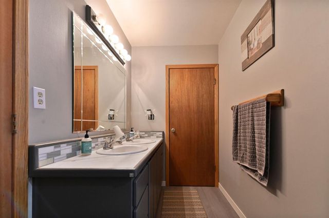 20175 Pine Dr, Pioneer, CA 95666