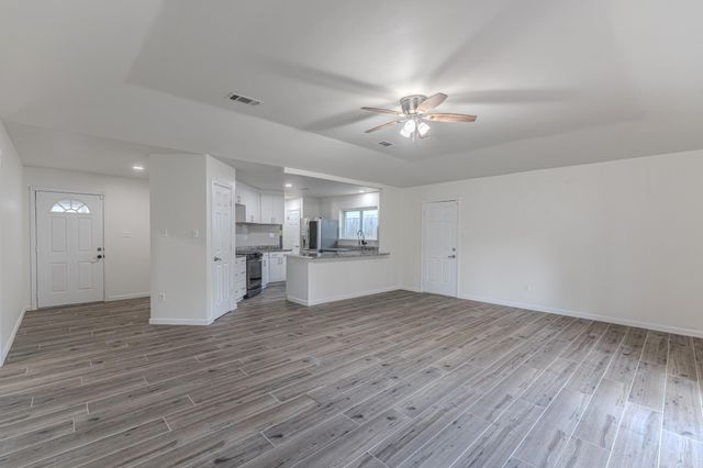 5819 Sunnygate Drive, Spring, TX 77373