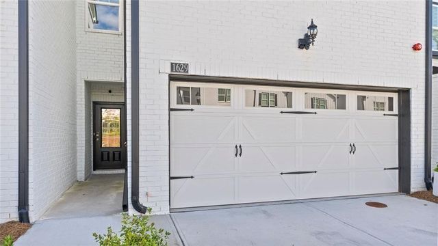 1629 Flint River Place SE, Smyrna, GA 30126