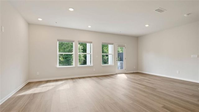 1629 Flint River Place SE, Smyrna, GA 30126