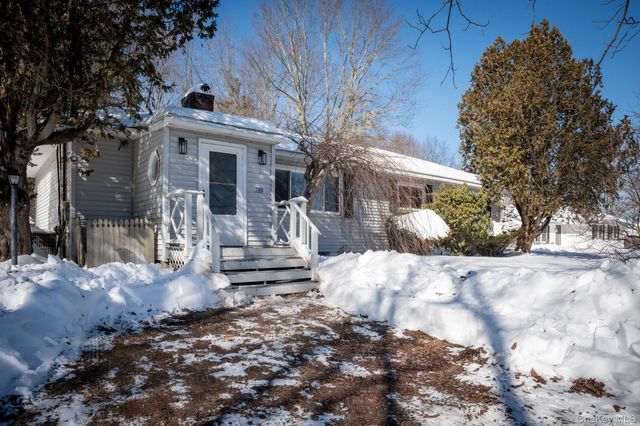 139 N Ohioville Road, New Paltz, NY 12561