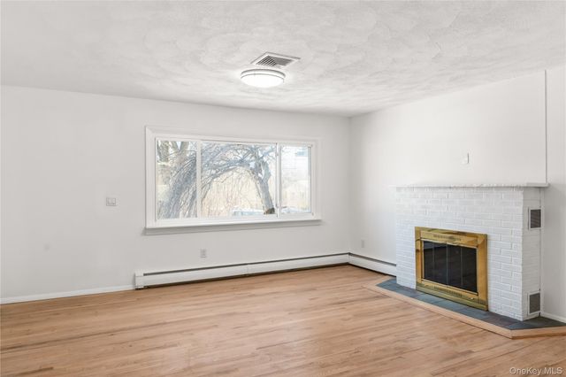 139 N Ohioville Road, New Paltz, NY 12561